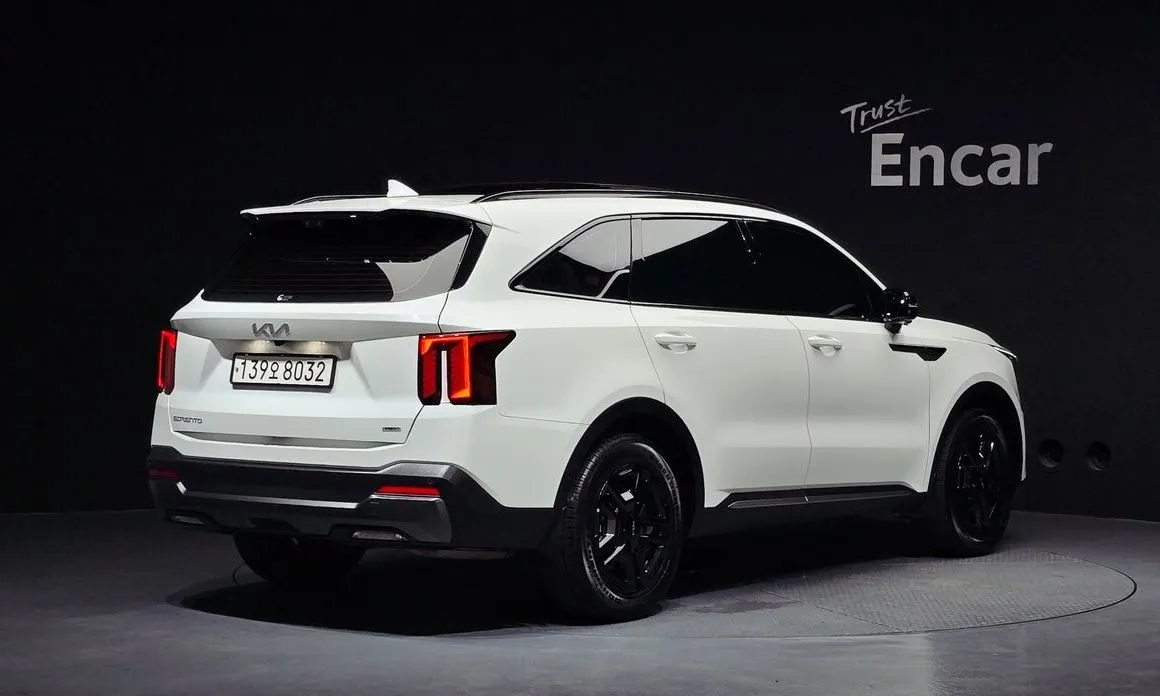 Kia Sorento — фото 5