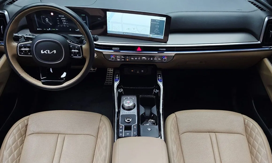 Kia Sorento — фото 9