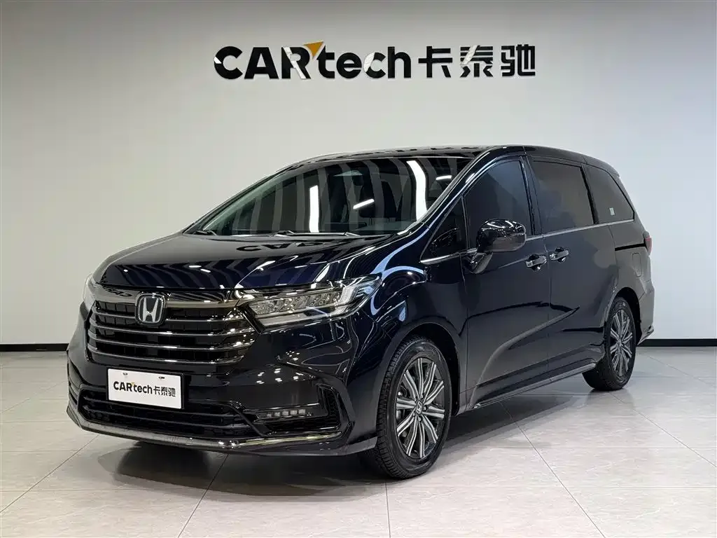 Honda Odyssey — фото 1