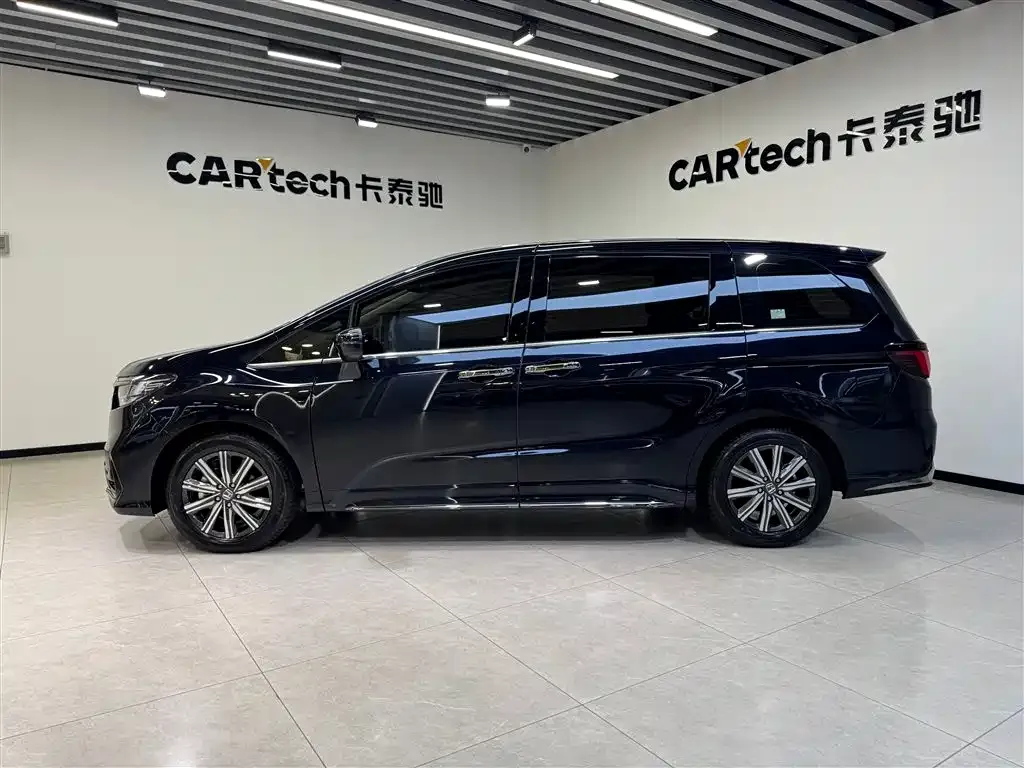 Honda Odyssey — фото 10