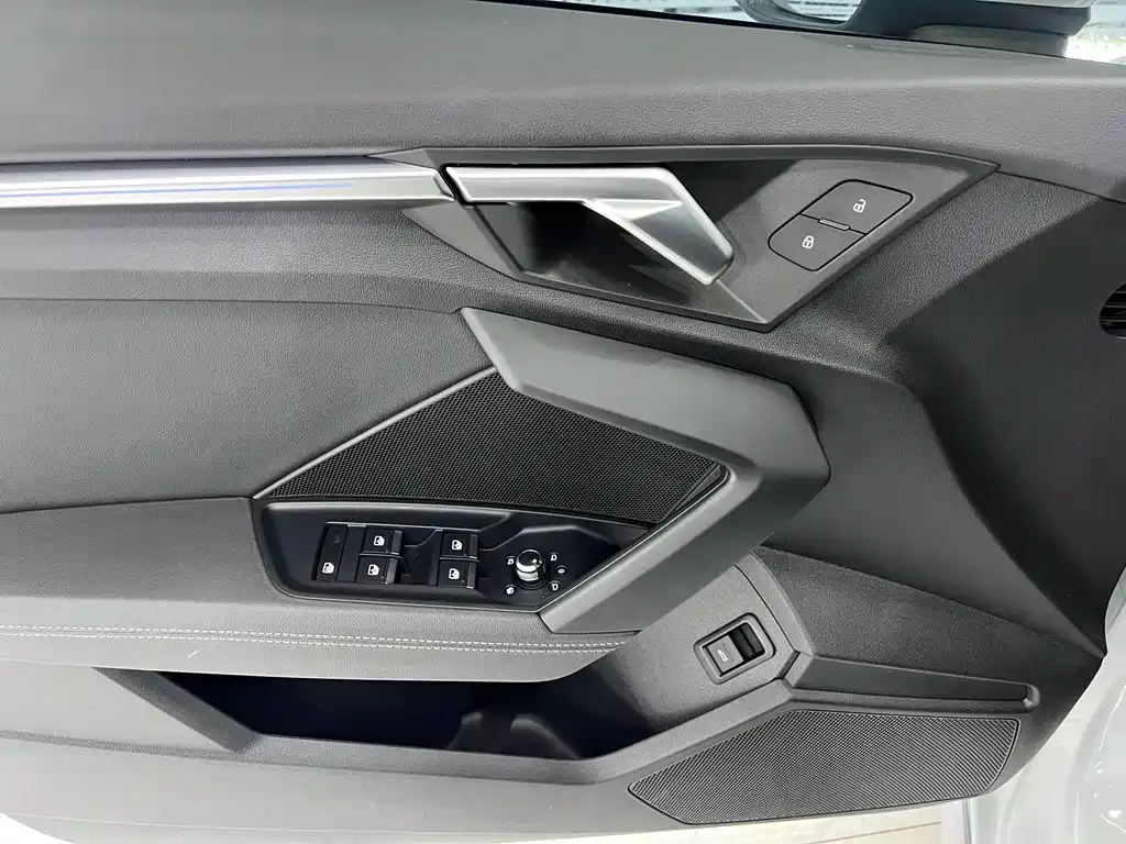 Audi A3 — фото 10