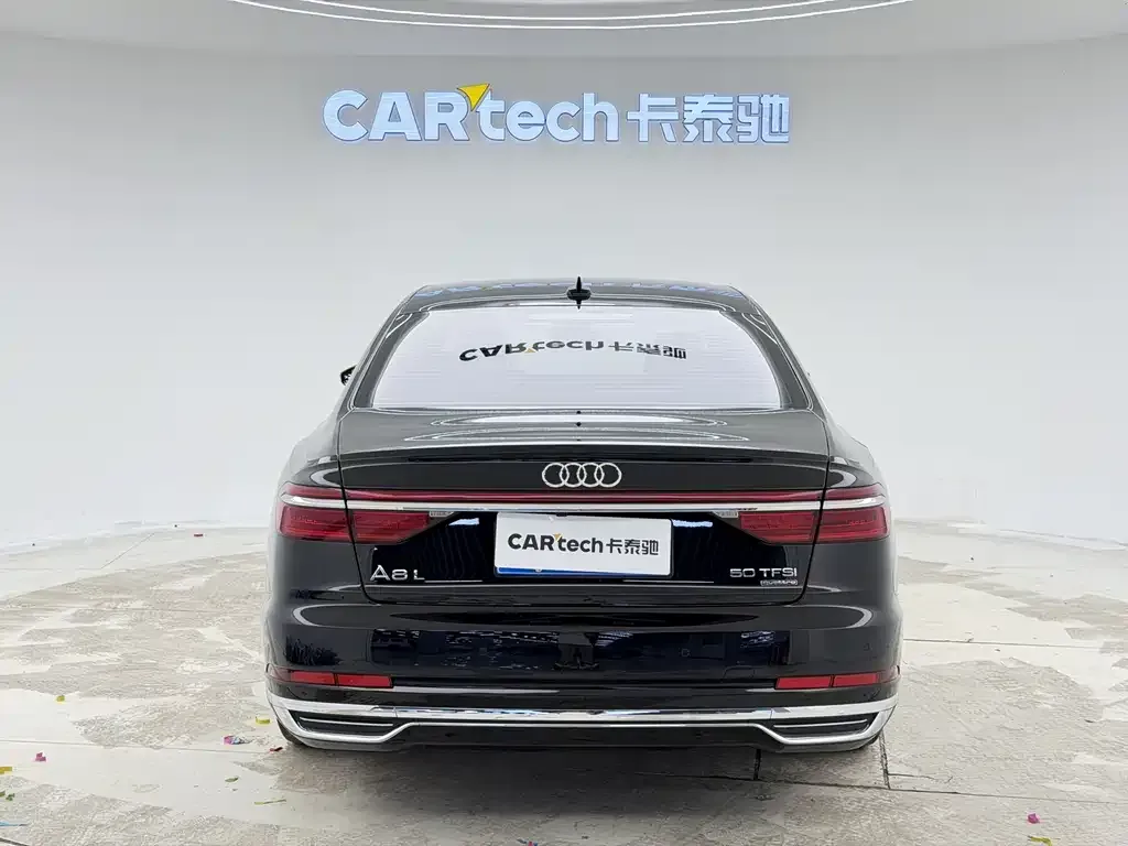 Audi A8 — фото 4