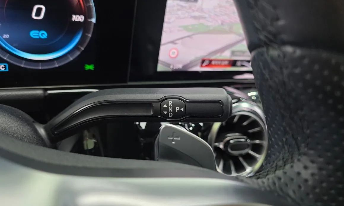 Mercedes-Benz EQA 2022 из KR, фото 3