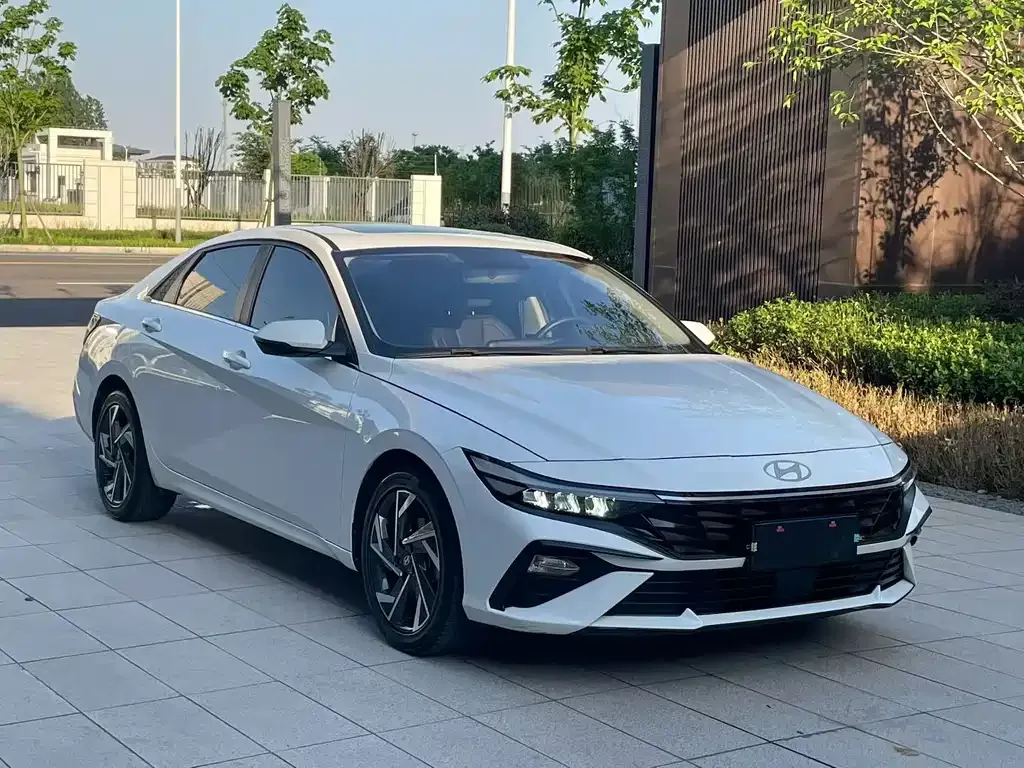 Hyundai Elantra 2024 из CN, фото 8