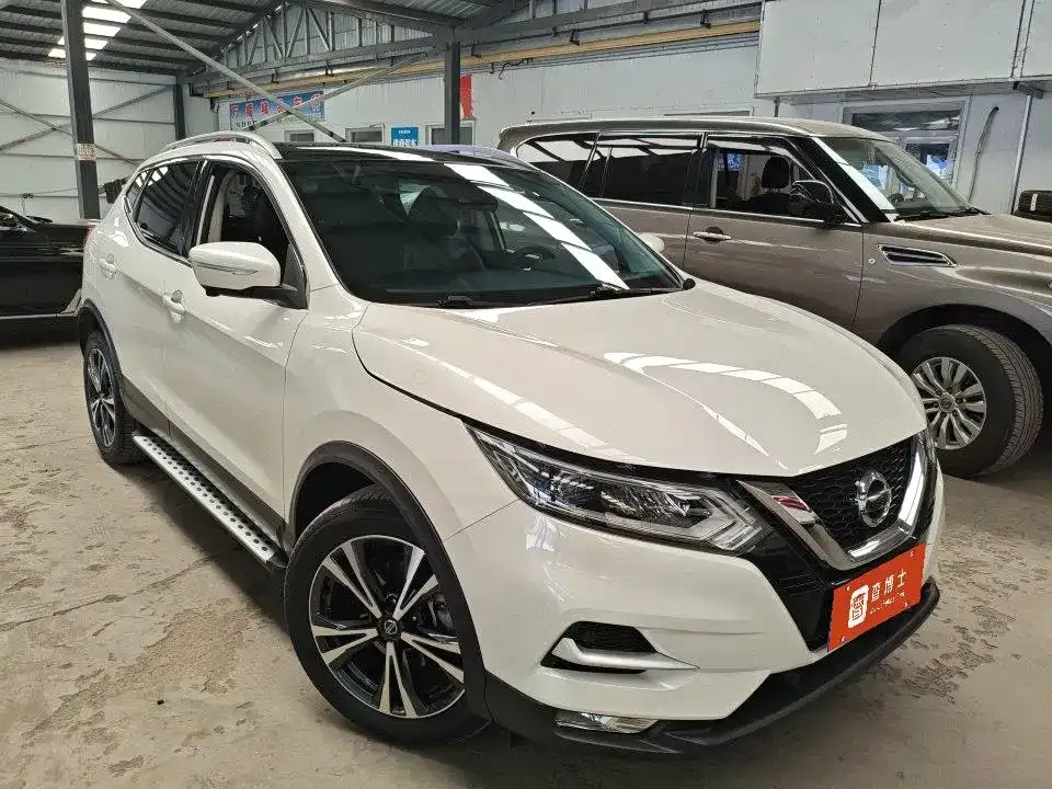 Nissan Qashqai — фото 9