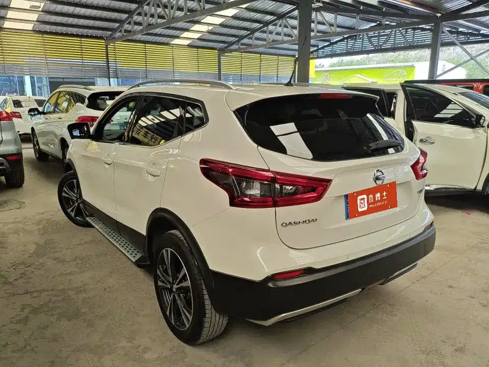 Nissan Qashqai — фото 5
