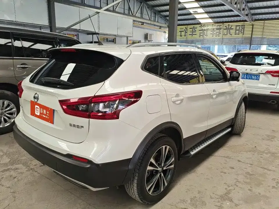 Nissan Qashqai — фото 4