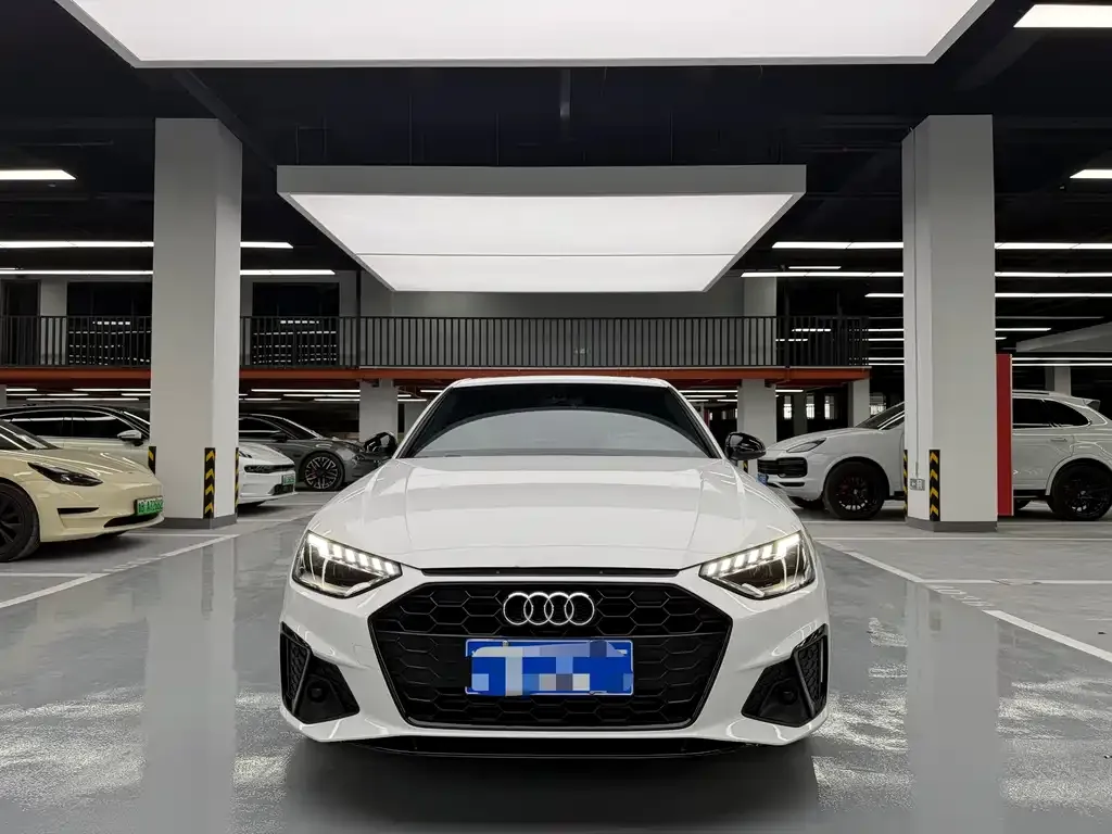 Audi A4L 2024 из CN, фото 8