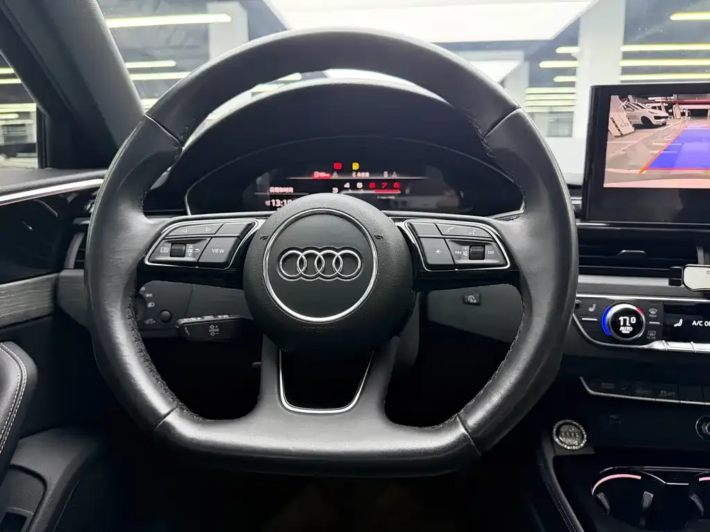 Audi A4L 2024 из CN, фото 2