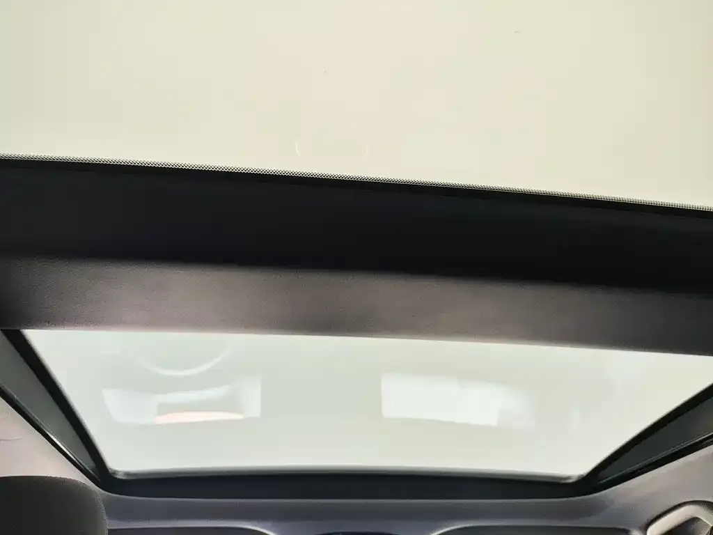 Toyota Harrier 2023 из CN, фото 4