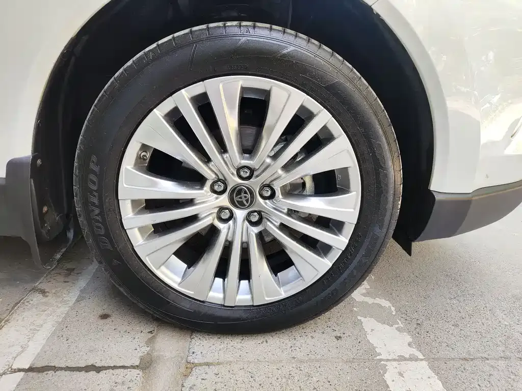 Toyota Harrier 2023 из CN, фото 8