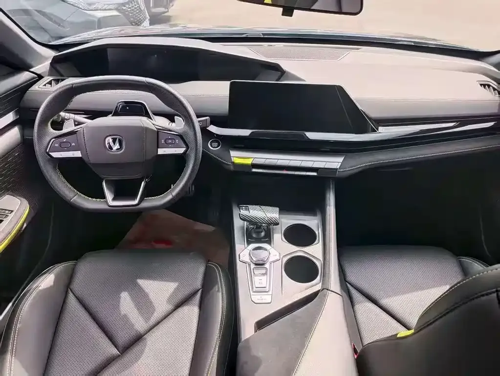 Changan UNI-V 2023 из CN, фото 4