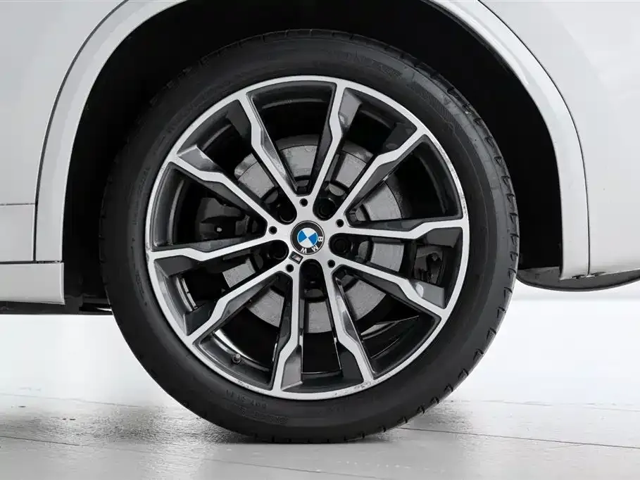 BMW X3 — фото 6