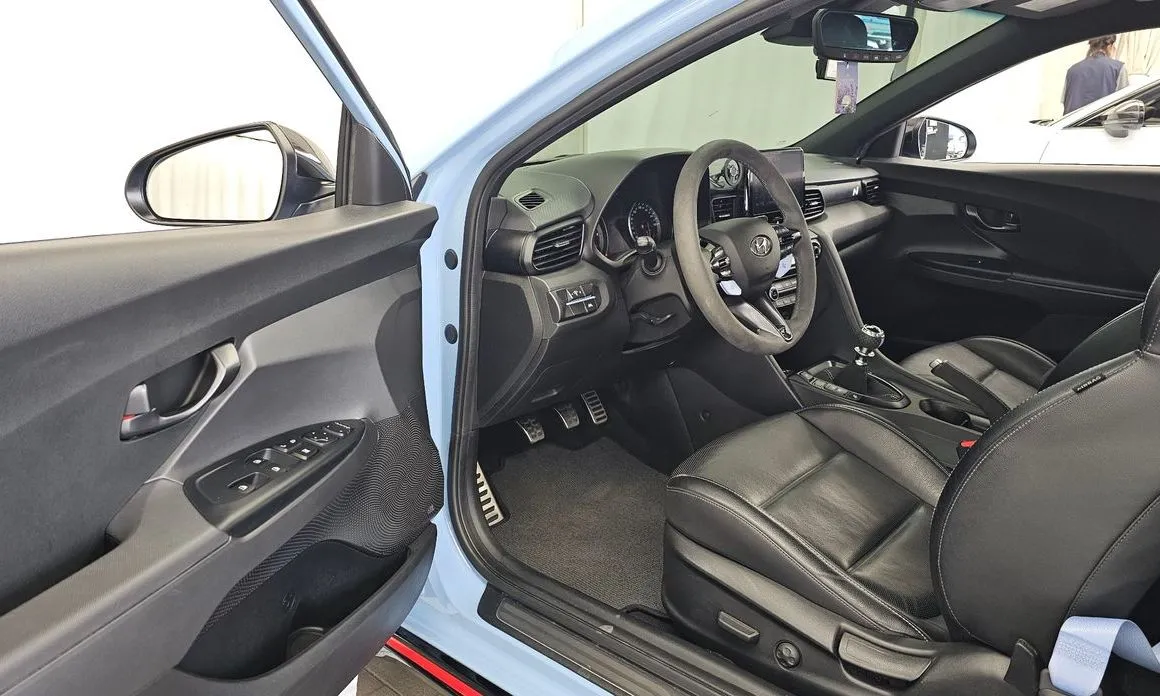Hyundai Veloster 2021 из KR, фото 3