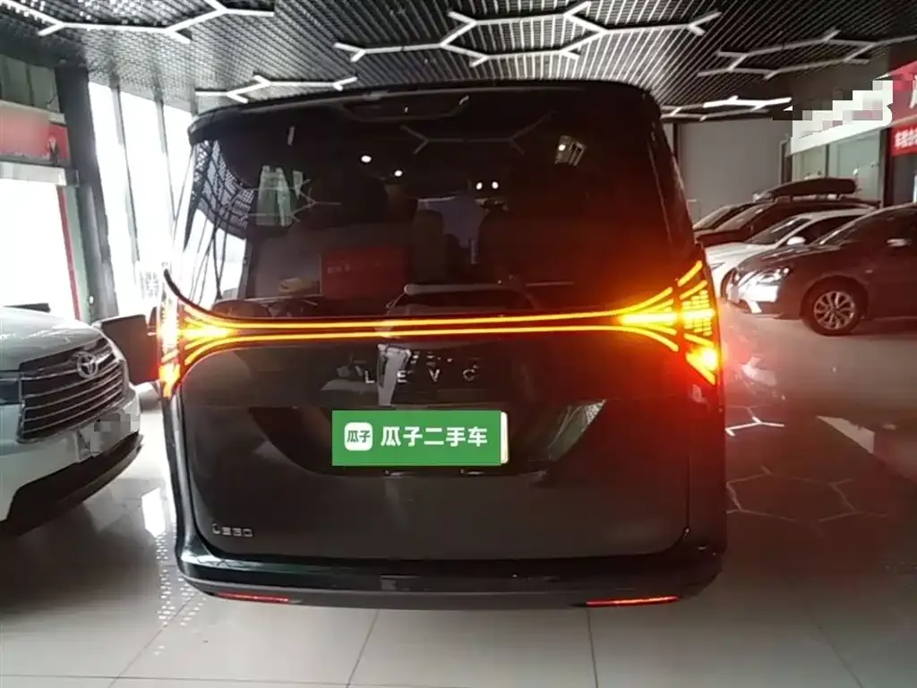 Geely Yizhen L380 2025 из CN, фото 7