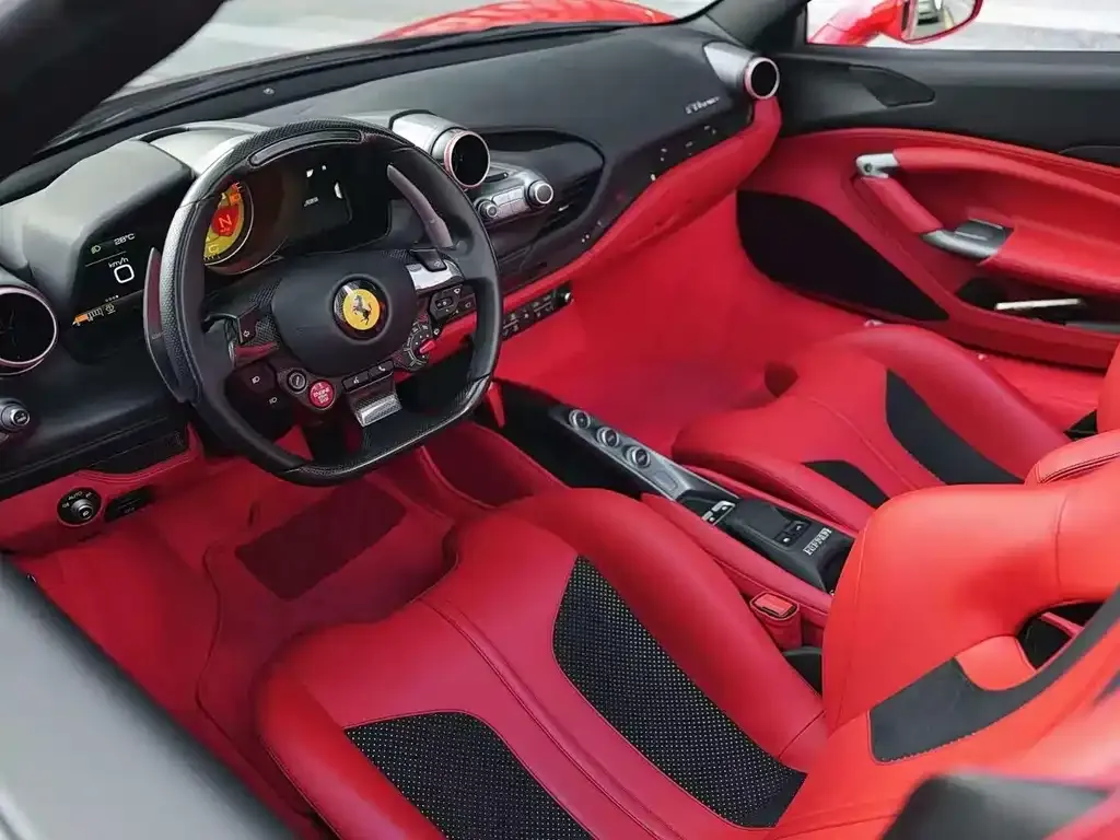 Ferrari F8 — фото 8