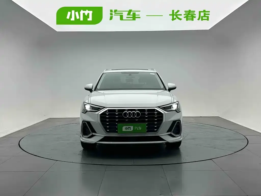 Audi Q3 — фото 2
