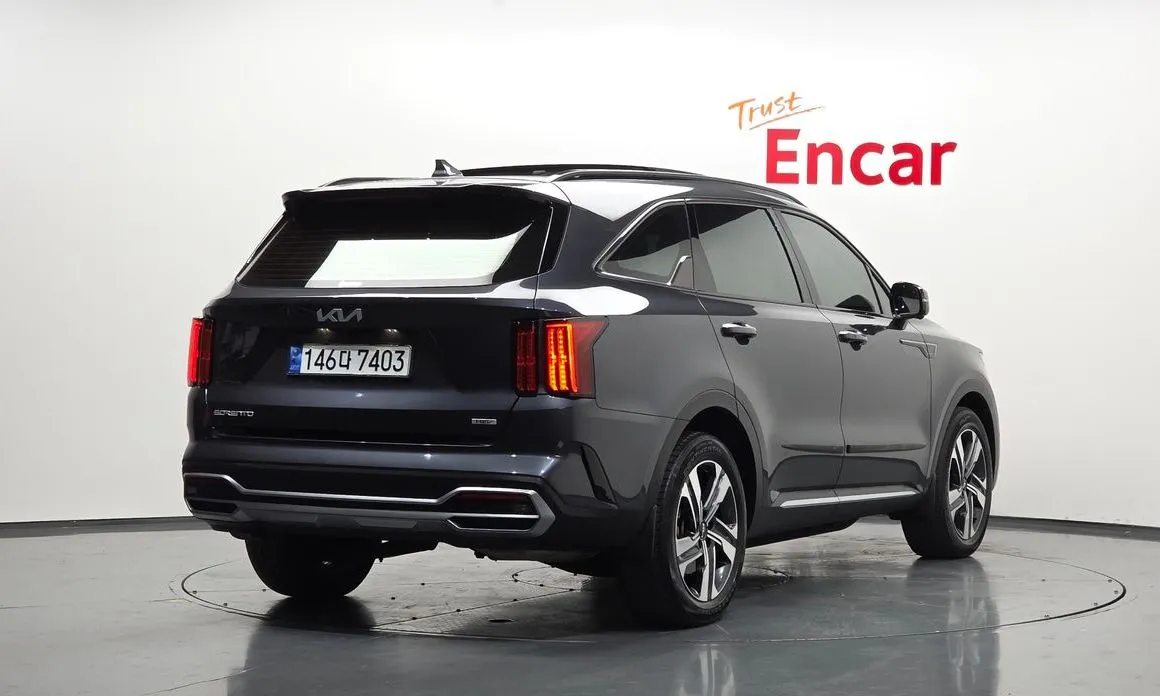 Kia Sorento — фото 7