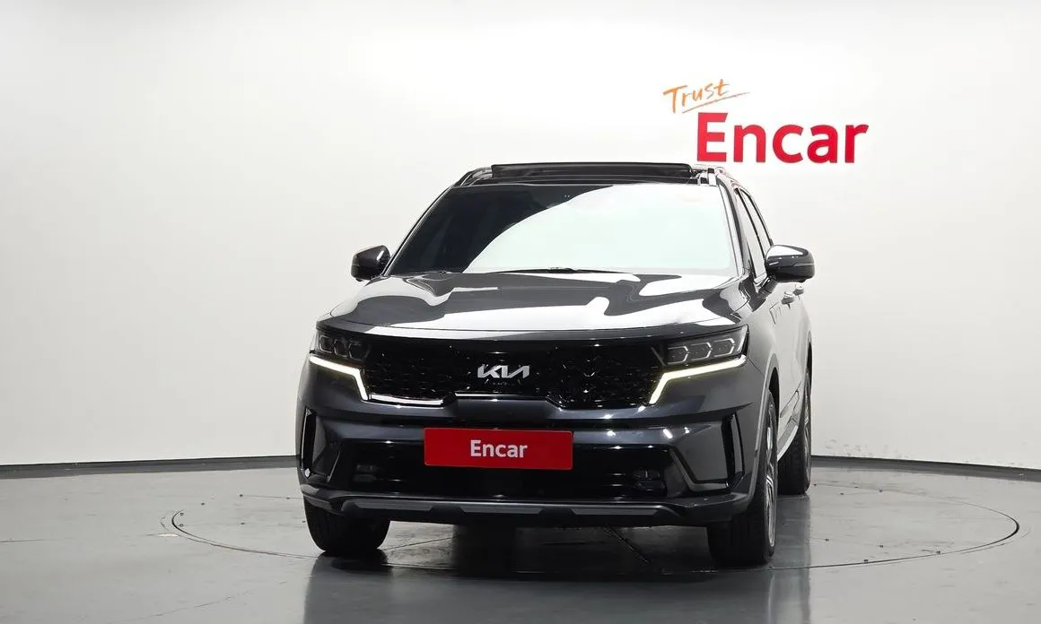 Kia Sorento — фото 8