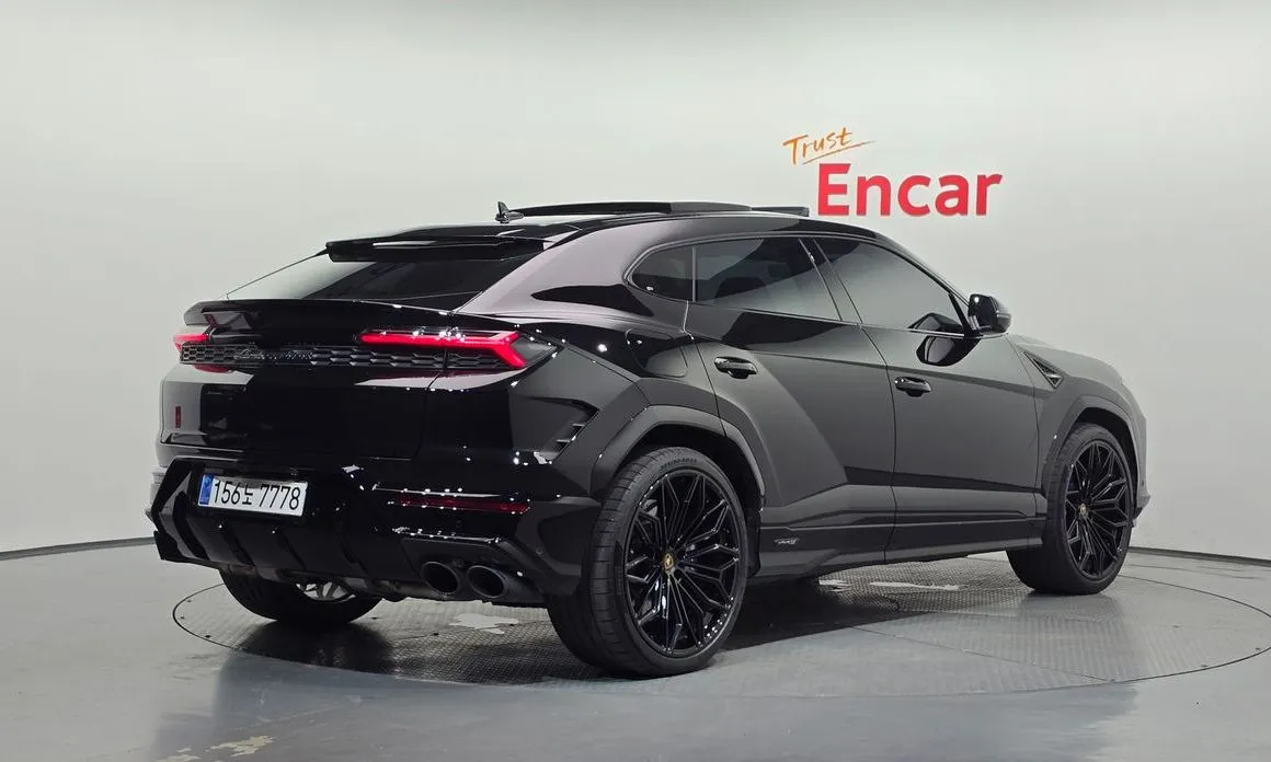 Lamborghini Urus 2025 из KR, фото 2