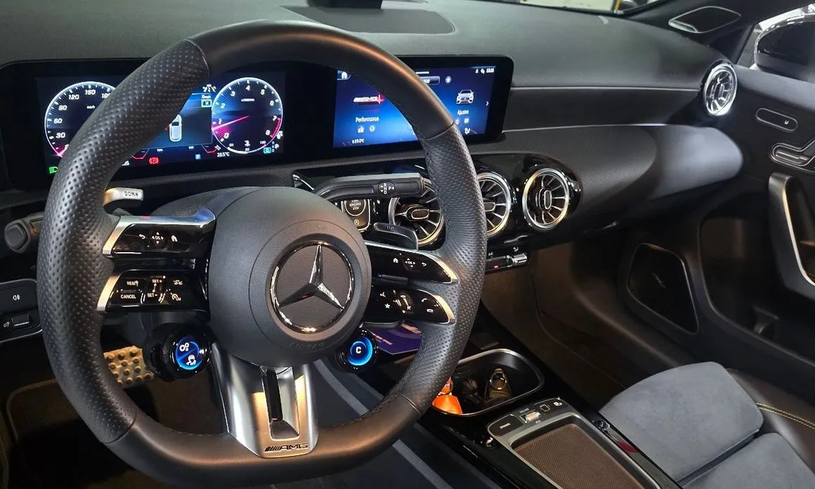 Mercedes-Benz A-Class 2025 из KR, фото 10