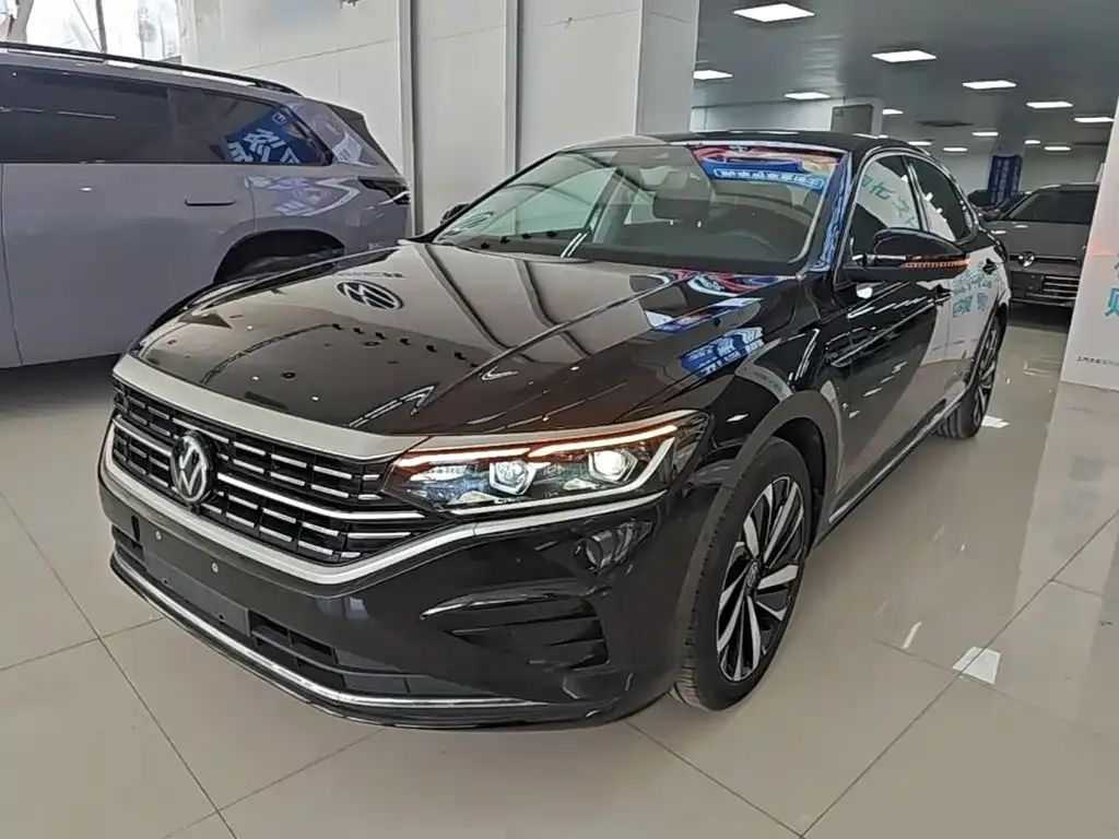 Volkswagen Passat — фото 3