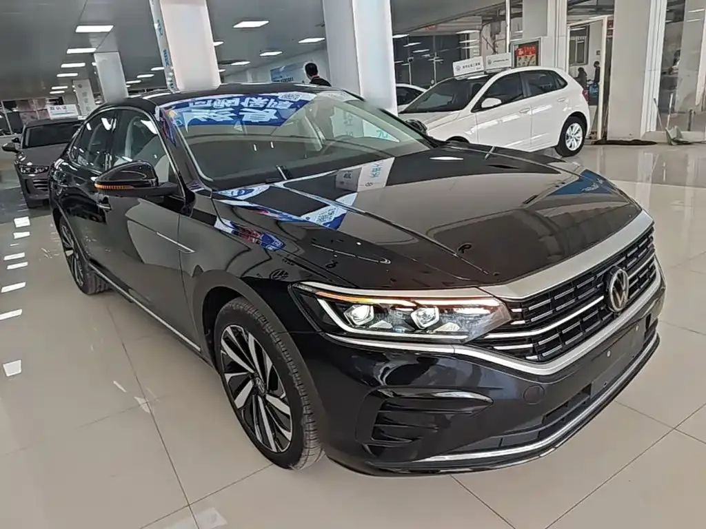 Volkswagen Passat — фото 6