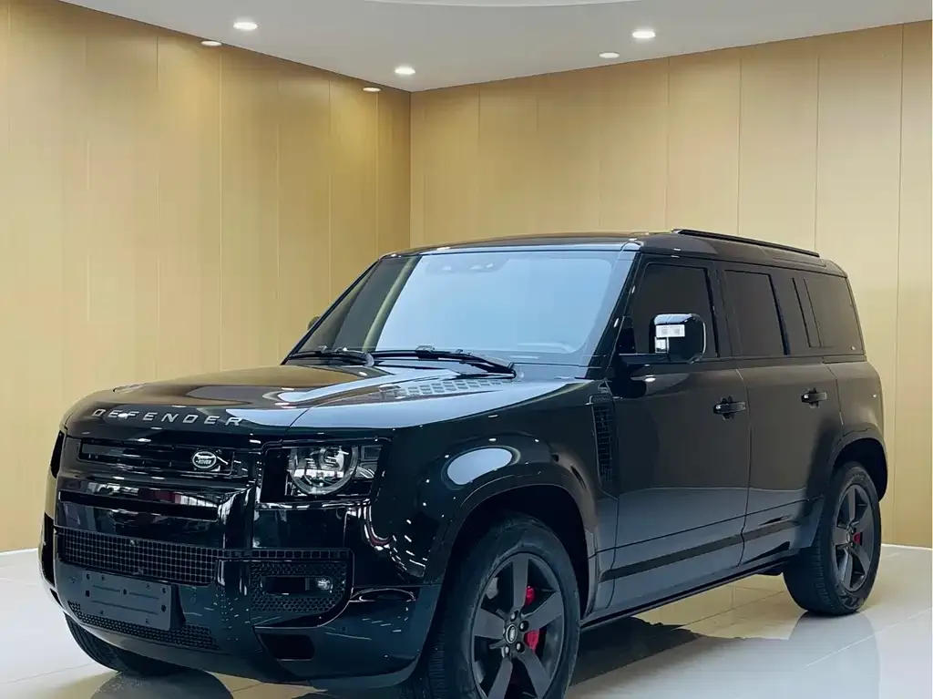 Land Rover Defender — фото 1