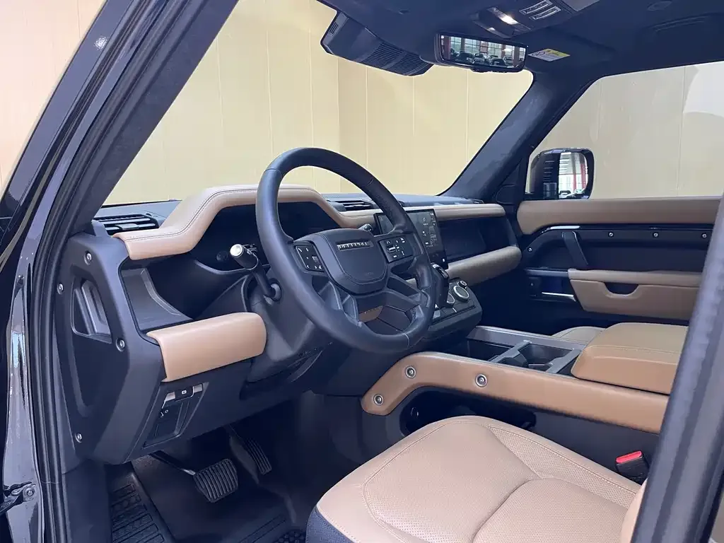 Land Rover Defender — фото 10