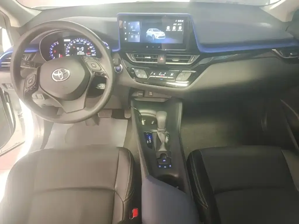 Toyota C-HR 2023 из CN, фото 6