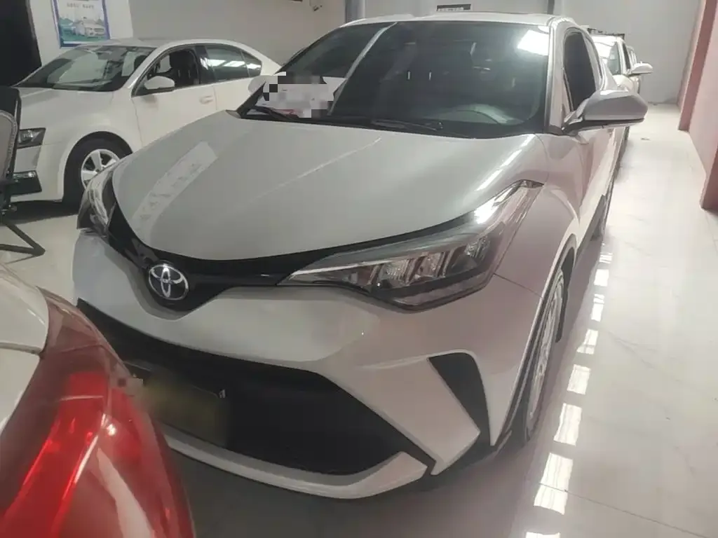 Toyota C-HR 2023 из CN, фото 7