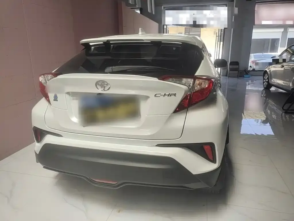 Toyota C-HR 2023 из CN, фото 9