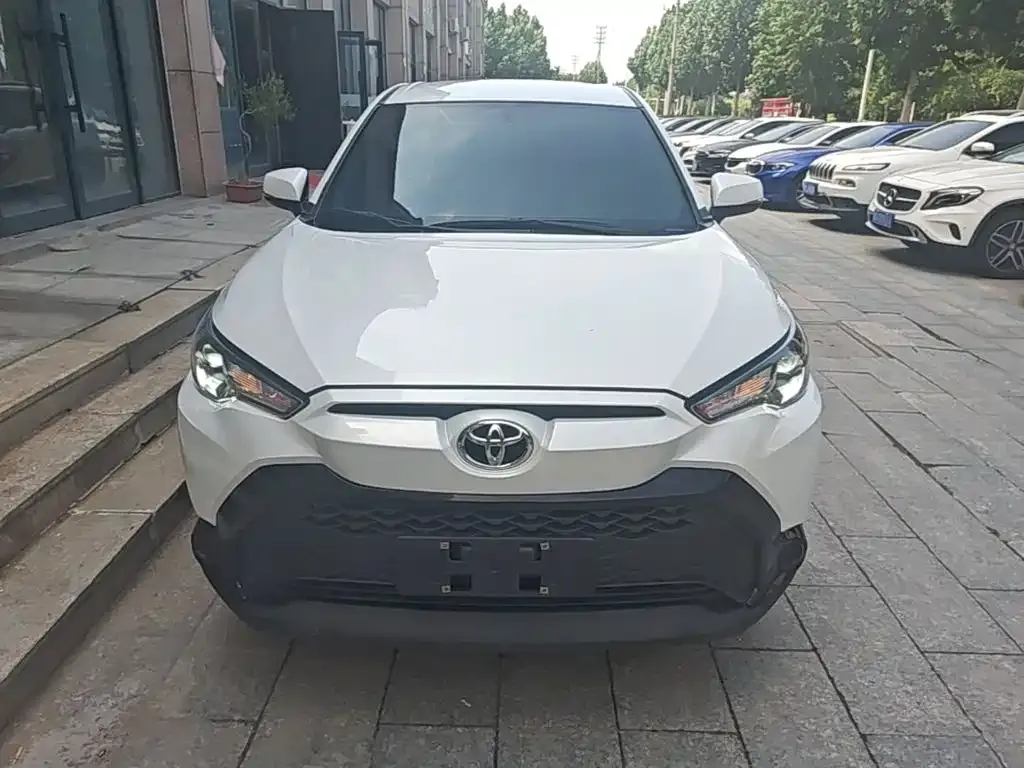 Toyota Frontlander 2023 из CN, фото 8