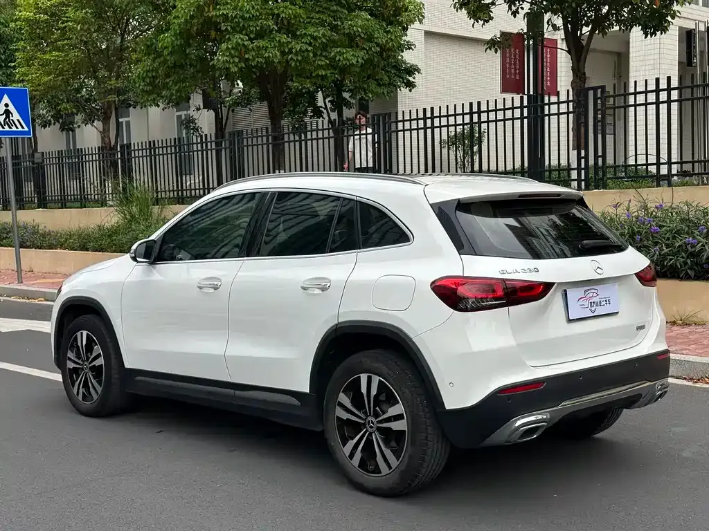 Mercedes-Benz GLA 2023 из CN, фото 7