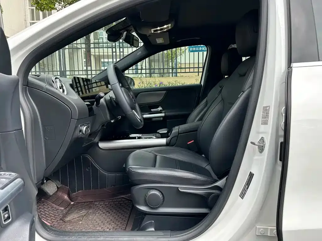 Mercedes-Benz GLA 2023 из CN, фото 10