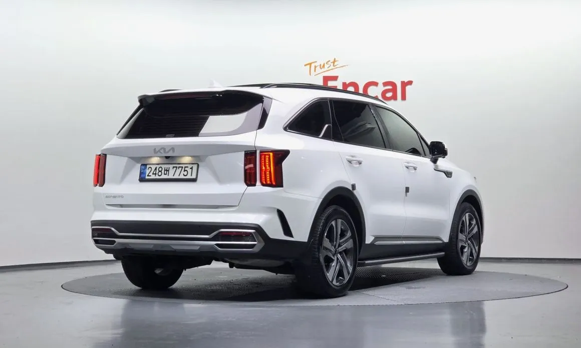 Kia Sorento — фото 5