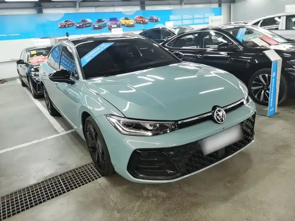 Volkswagen Passat — фото 5