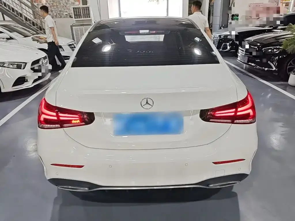 Mercedes-Benz A-Class — фото 10