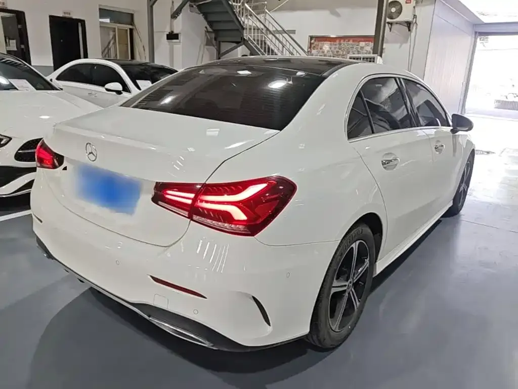 Mercedes-Benz A-Class — фото 8