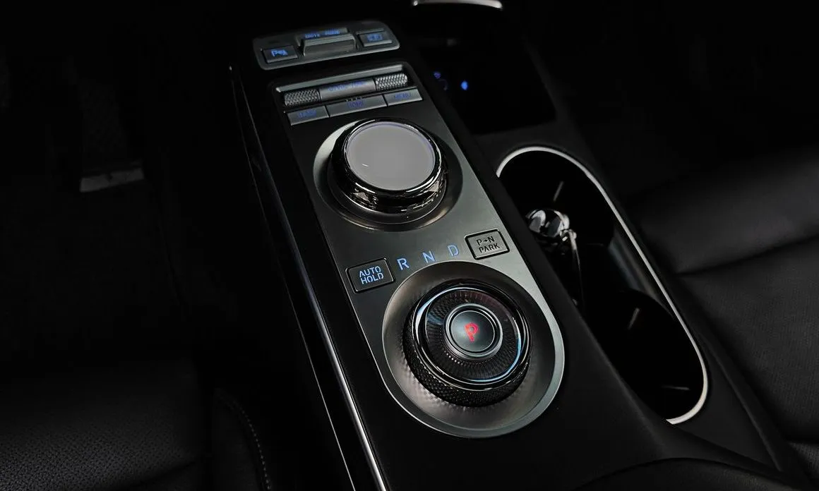 Genesis GV70 2023 из KR, фото 3