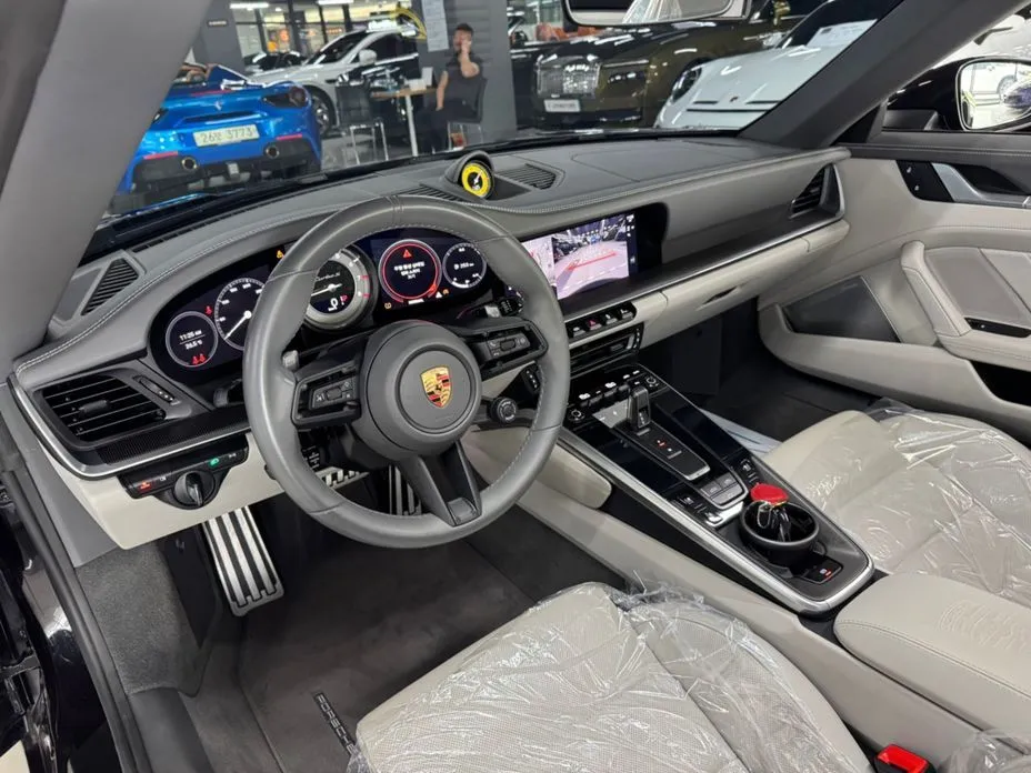 Porsche 911 2023 из KR, фото 6