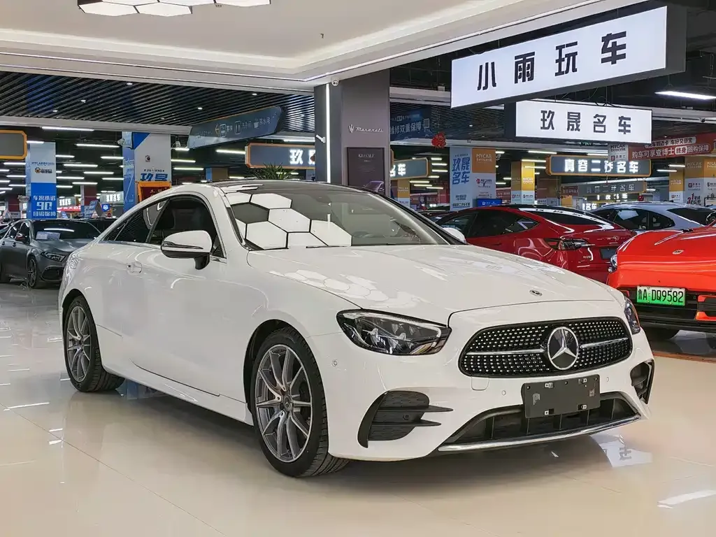 Mercedes-Benz E-Class (Import) — фото 9