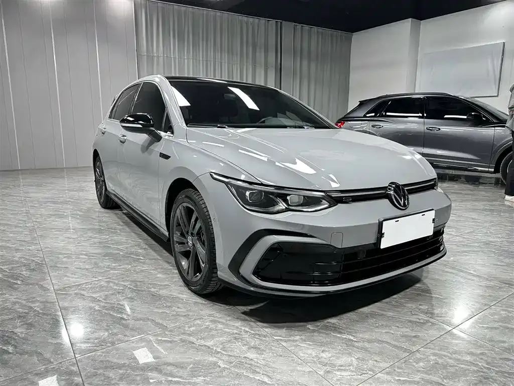 Volkswagen Golf — фото 5