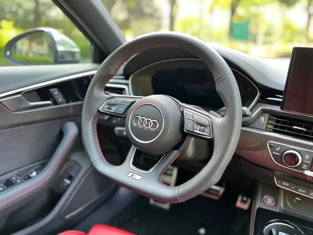 Audi S4 — фото 6