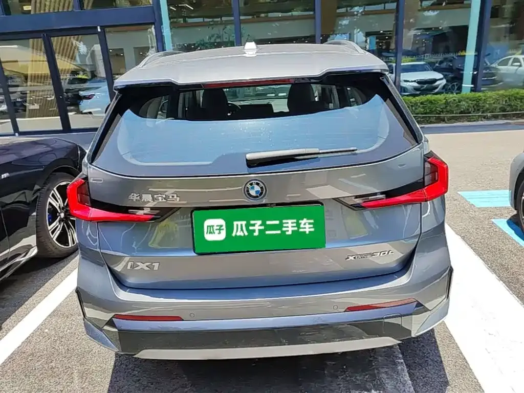 BMW iX1 2023 из CN, фото 2