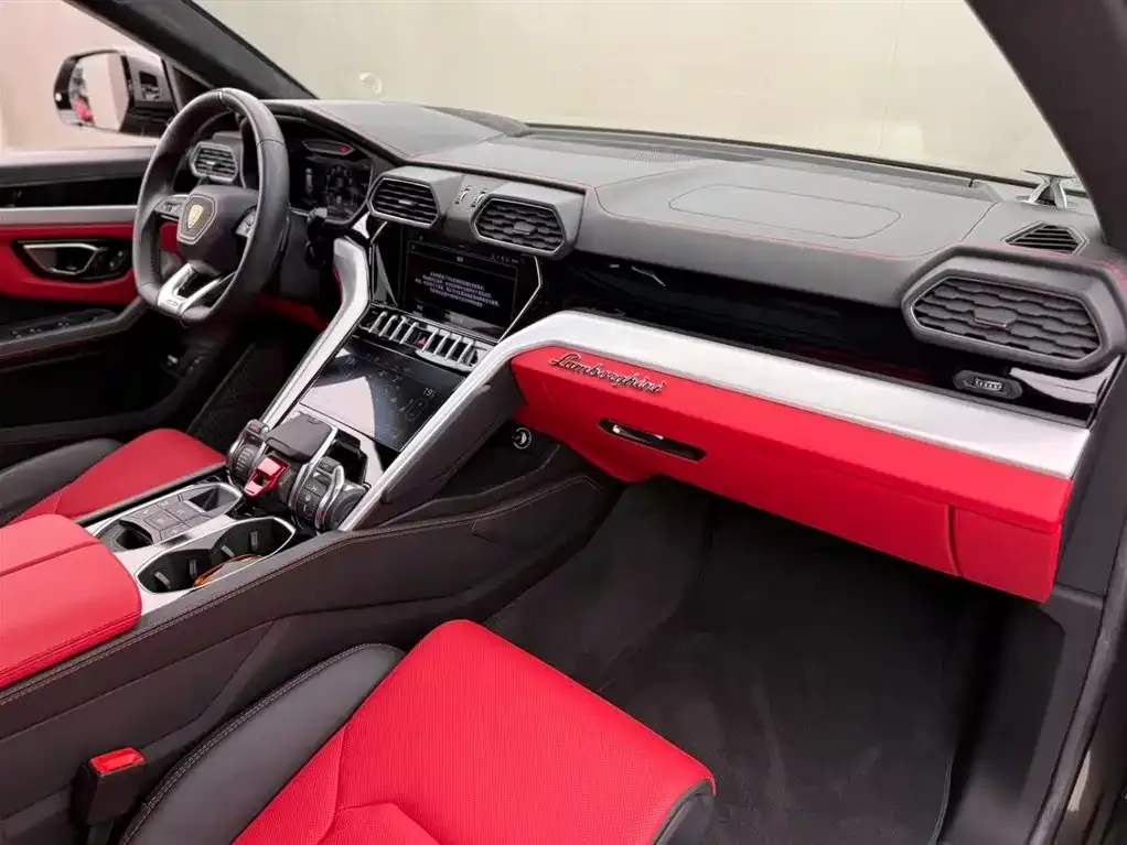 Lamborghini Urus 2022 из CN, фото 5