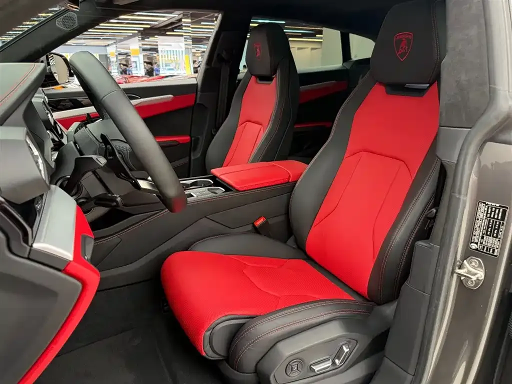 Lamborghini Urus 2022 из CN, фото 6