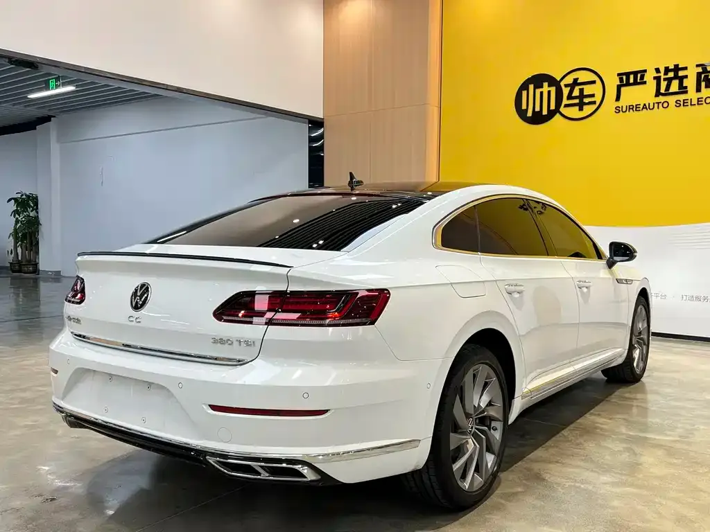 Volkswagen CC — фото 3