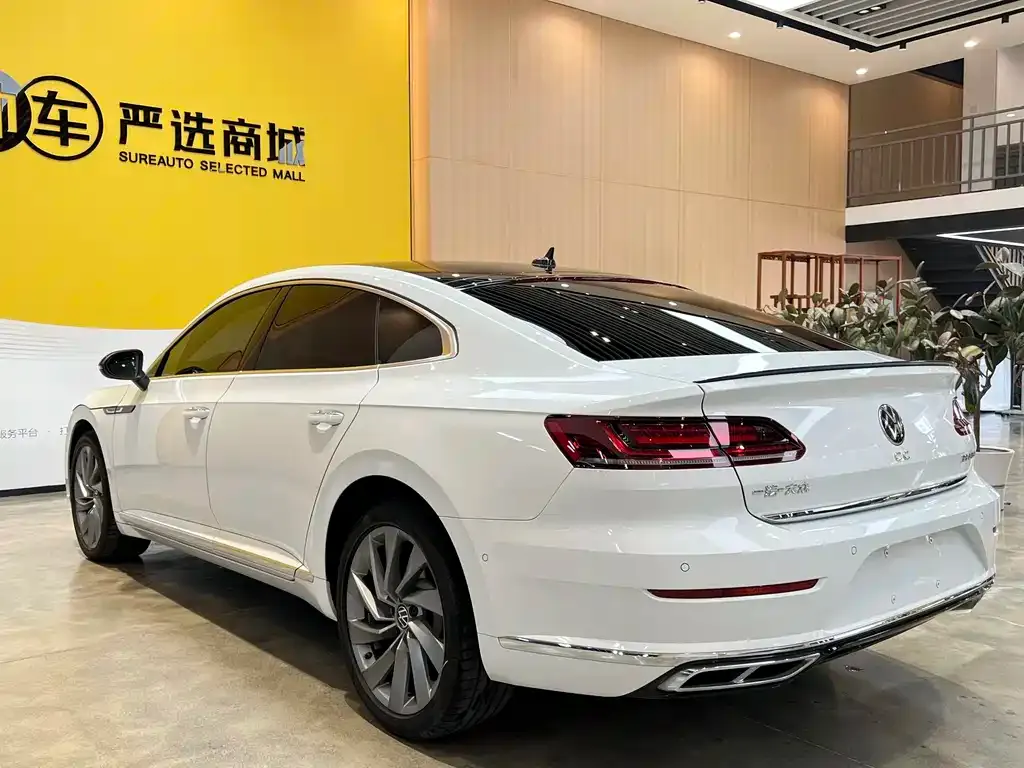 Volkswagen CC — фото 10