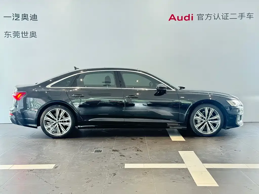 Audi A6L 2022 из CN, фото 6